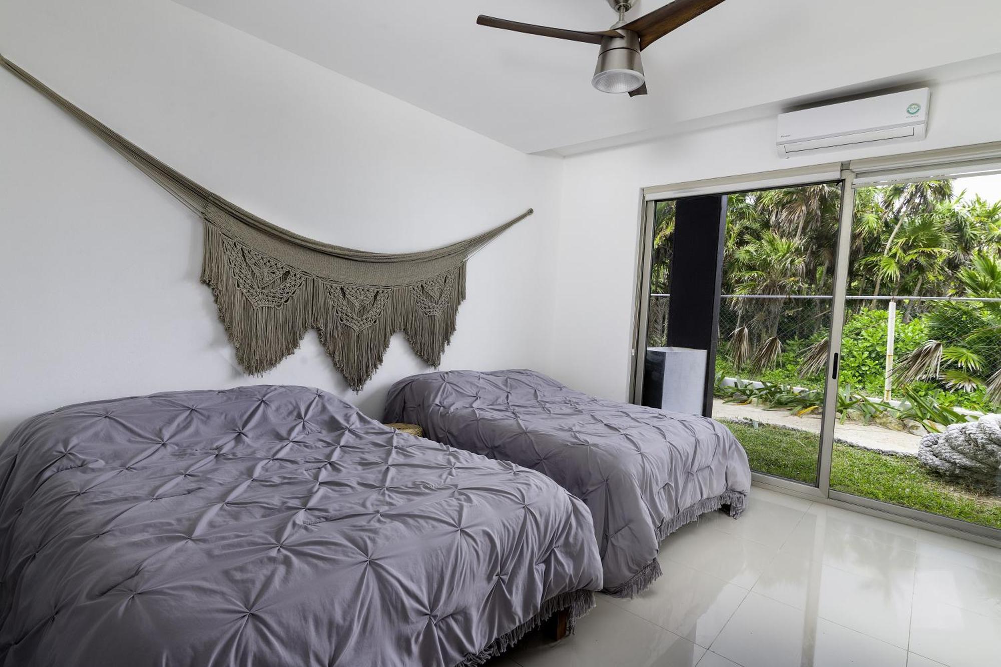 Angelina 28 Beachfront And Family Apartments - Modern And Relaxing Long Stays - 20 Min From Cancun Airport プエルト・モレロス エクステリア 写真