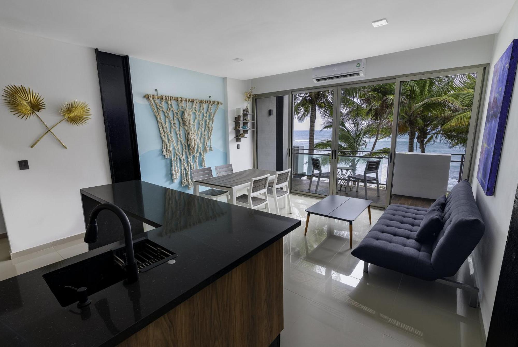 Angelina 28 Beachfront And Family Apartments - Modern And Relaxing Long Stays - 20 Min From Cancun Airport プエルト・モレロス エクステリア 写真
