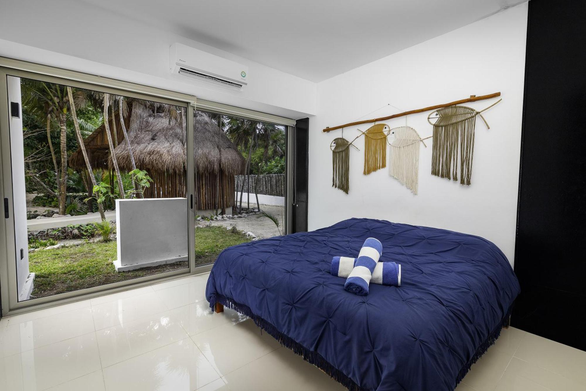Angelina 28 Beachfront And Family Apartments - Modern And Relaxing Long Stays - 20 Min From Cancun Airport プエルト・モレロス エクステリア 写真