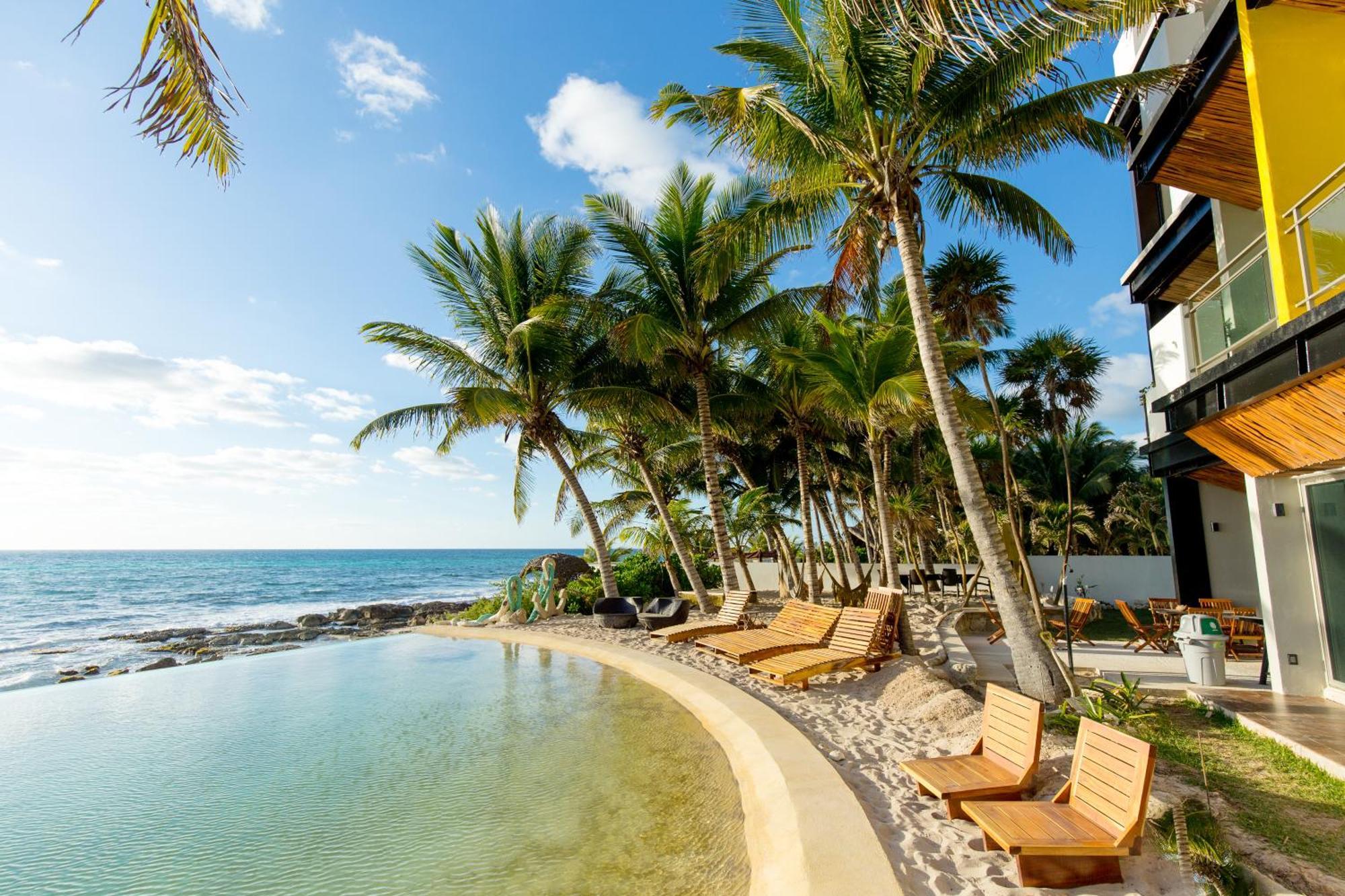 Angelina 28 Beachfront And Family Apartments - Modern And Relaxing Long Stays - 20 Min From Cancun Airport プエルト・モレロス エクステリア 写真